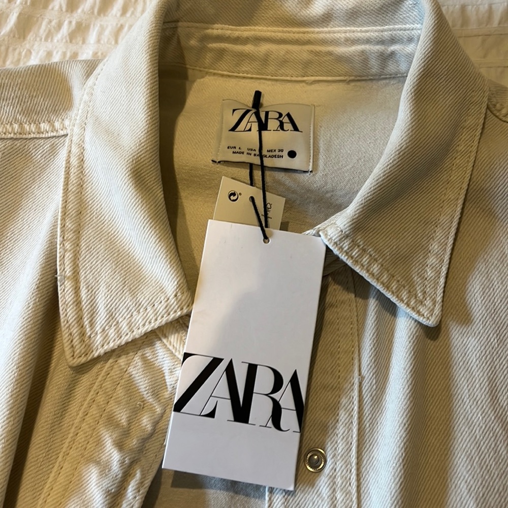 Oversize cream Zara jean jacket.
